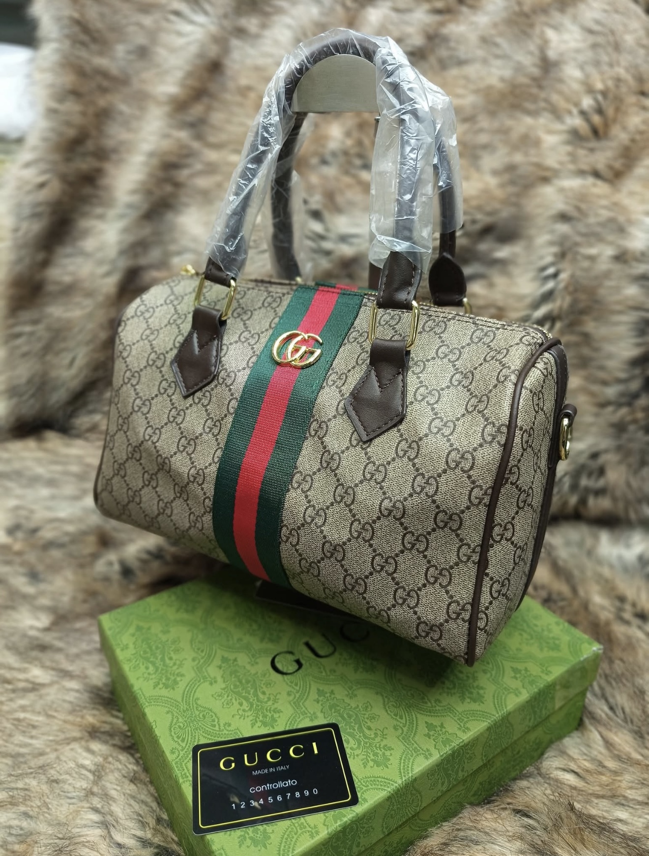 Screenshot Gucci-Inspired Designer Handbag – Elegant Fashion Bag for Ladies - Image 1