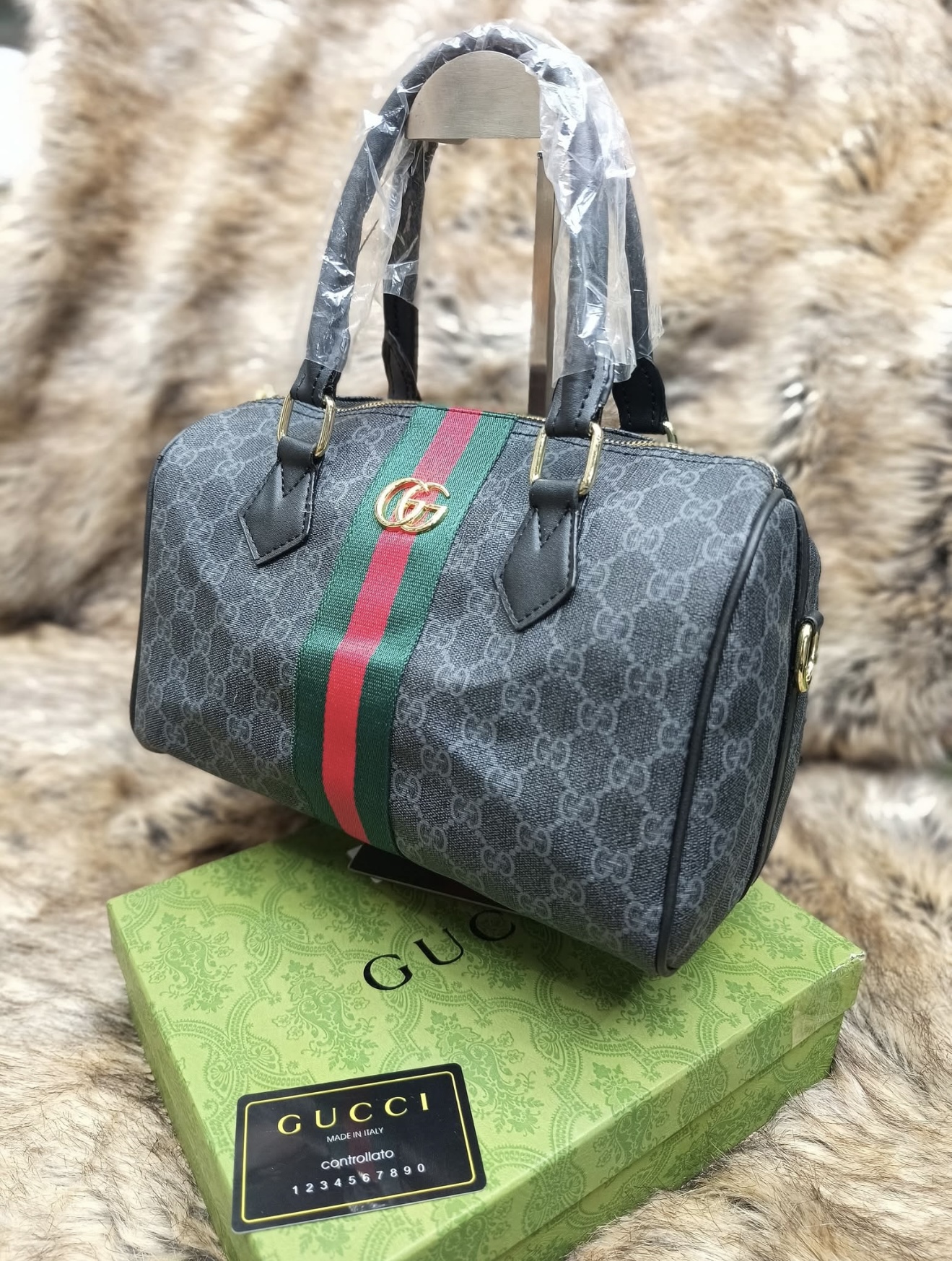 Screenshot Gucci-Inspired Designer Handbag – Elegant Fashion Bag for Ladies - Image 1