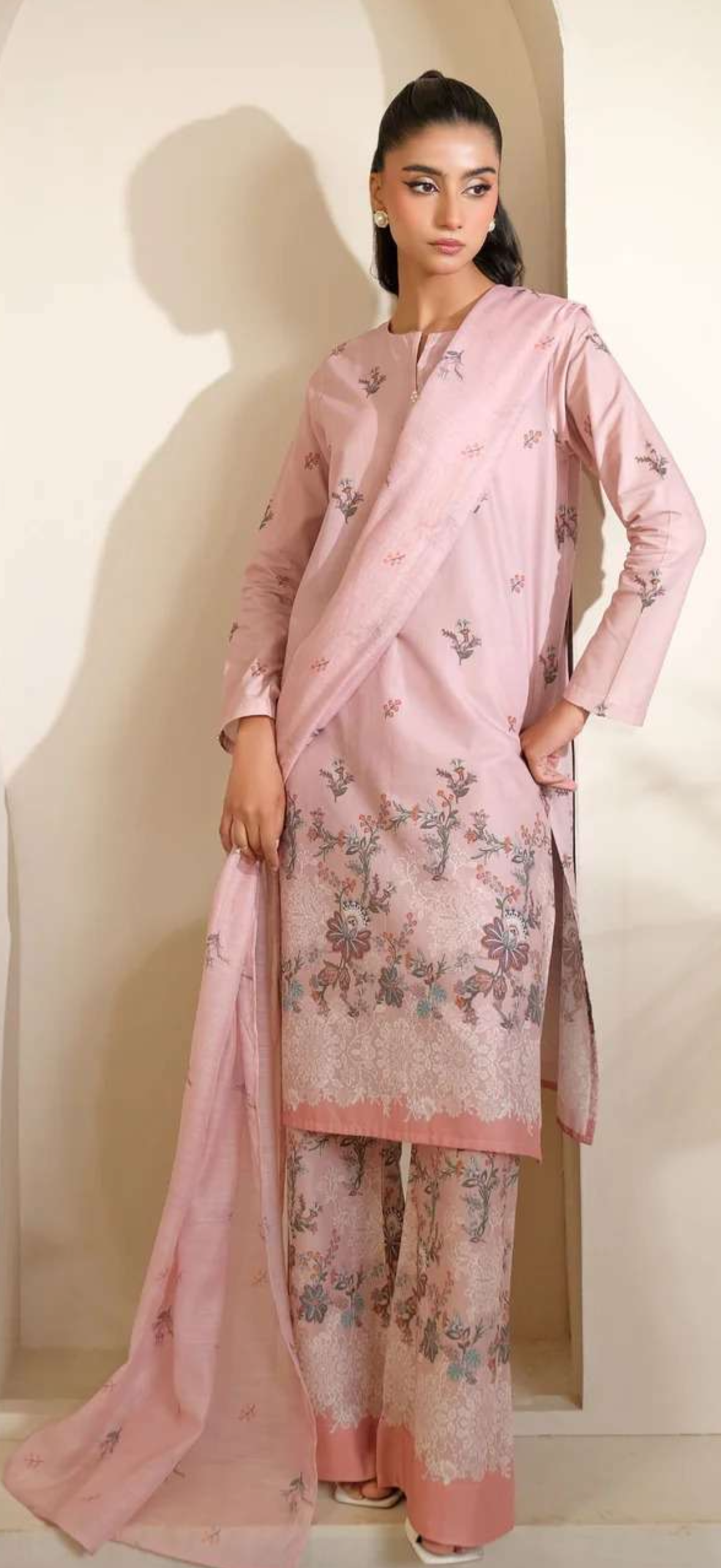 IMG_5100 Limelight unstitched 3 pice - Image 1